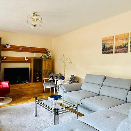 2,5-Zimmerwohnung Mit Terrasse - Keine Monteure 内卡河畔马尔巴赫 外观 照片