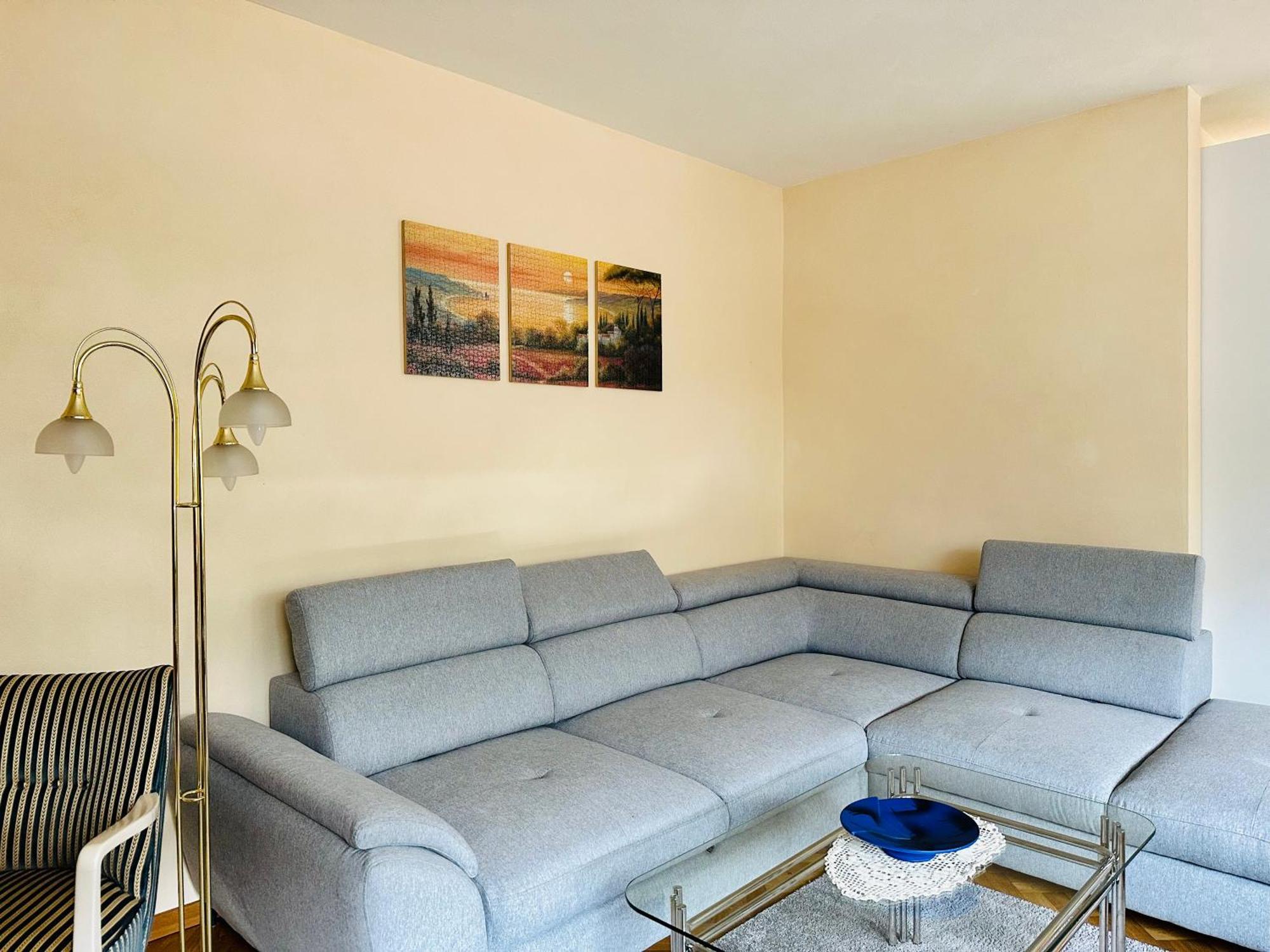 2,5-Zimmerwohnung Mit Terrasse - Keine Monteure 内卡河畔马尔巴赫 外观 照片